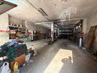 Alquiler Local Comercial en Calle castillejo 2. Grupo integra, local en venta o alquiler en la cisterniga.