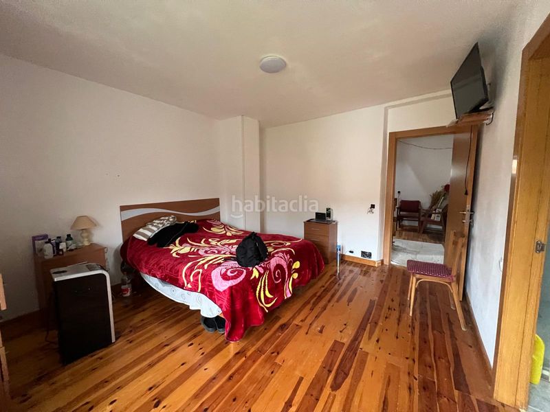 Foto ded1497a-f4fd-4489-80b4-985d38105871. Country house with fireplace in Santibáñez del Val