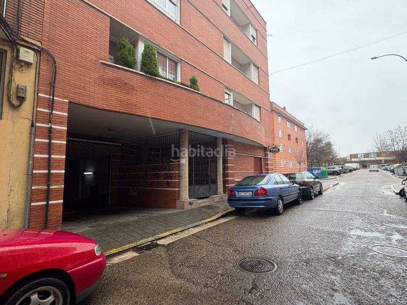 Foto 764a83da-a2fe-4189-b4f5-48d8be495b33. Parking coche en calle del mirlo 59 panaderos , plaza de garaje en venta en pajarillos calle mirlo. en Valladolid