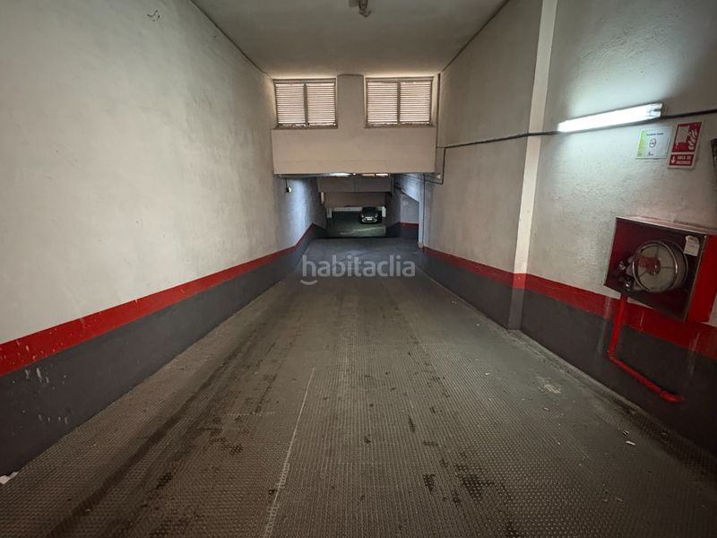 Foto d8874e41-3570-4dcb-8a54-877f552968ea. Parking coche en calle del mirlo 59 panaderos , plaza de garaje en venta en pajarillos calle mirlo. en Valladolid