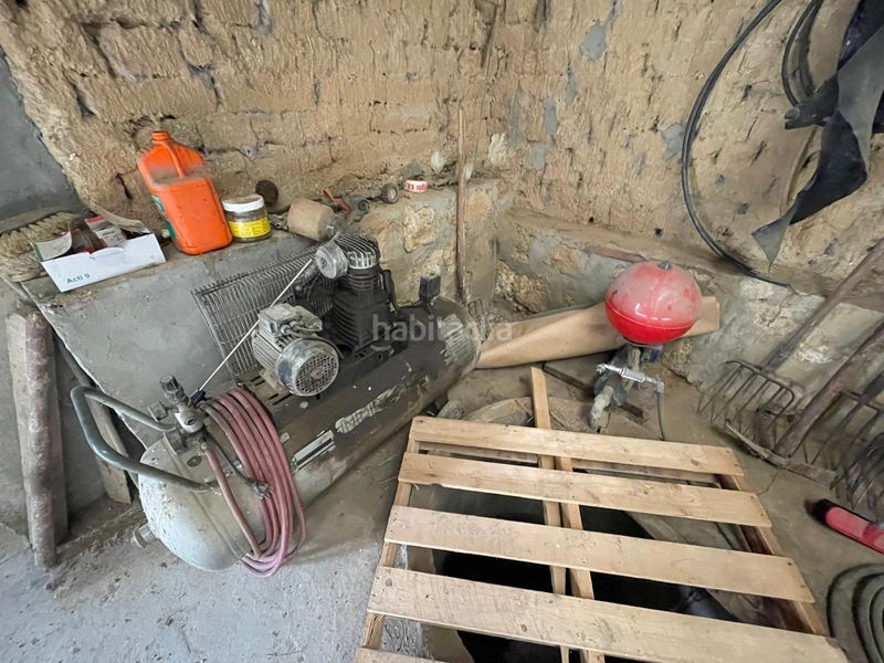 Foto 3dd5feb0-4d3b-46bf-bfd5-1d739c7c3cff. Nau industrial a Mucientes