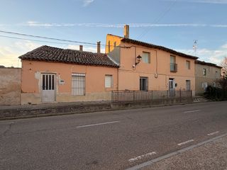 Haus  Calle animas. Panaderos valladolid, casa en venta en cuenca de campos con pati