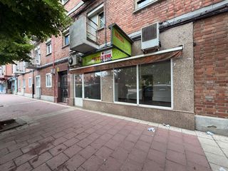 Local Comercial  Calle del arca real. Panaderos valladolid, local en venta para adaptarlo apartamento