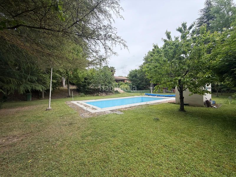 Foto 519e739a-6572-4dba-a527-0728a95cfed5. Xalet amb xemeneia calefacció aparcament piscina a Roa