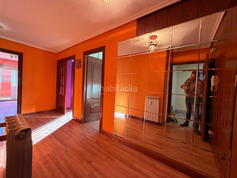 Foto 4b4fa59e-0960-4979-997a-b05ad9d7d5f5. Pis amb calefacció aparcament a Venta de Baños