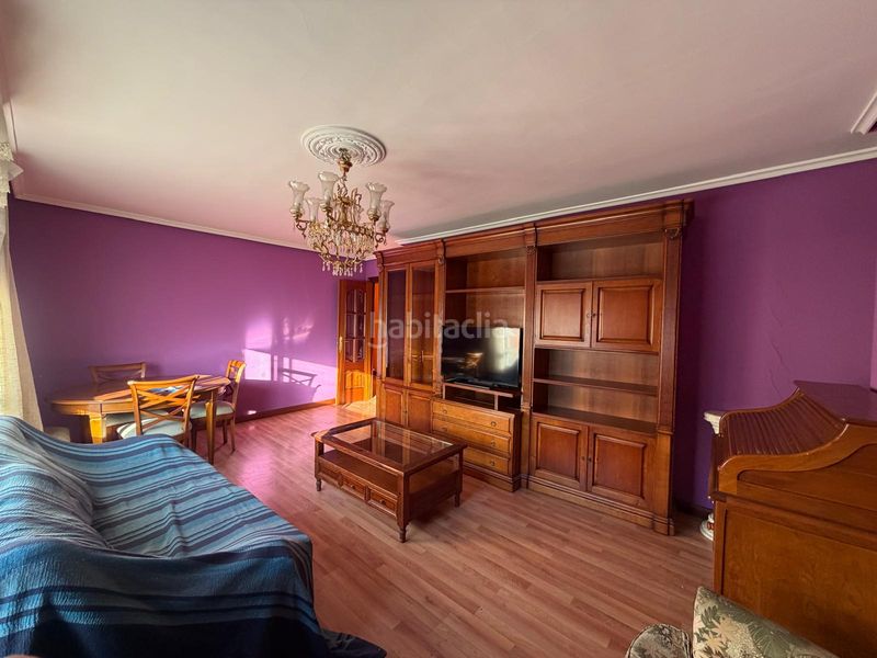 Foto b33c776e-dae9-41b3-8cd5-d3b5b2aa93f7. Pis amb calefacció aparcament a Venta de Baños