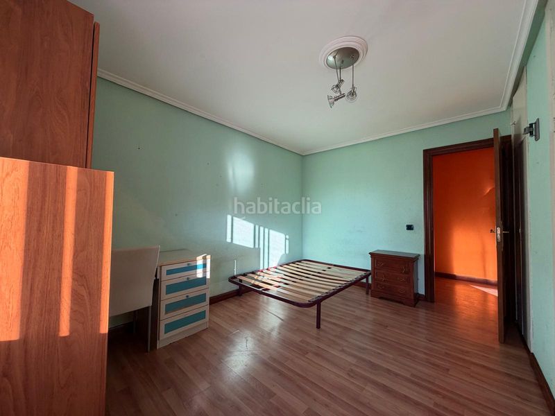 Foto ee8dd442-e962-4ee4-a4ad-f1ab2b9ee526. Pis amb calefacció aparcament a Venta de Baños
