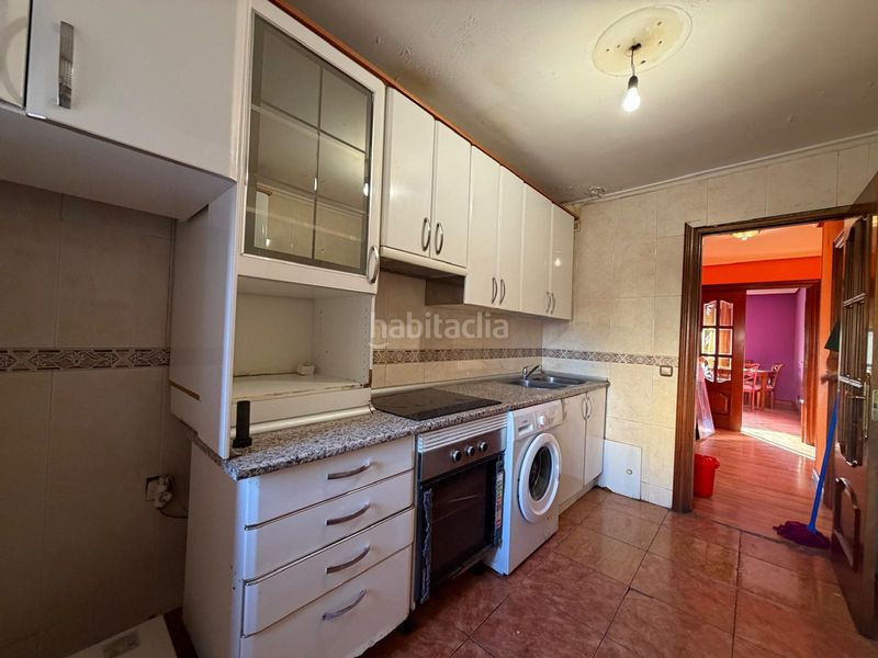 Foto fc07e75f-1a3f-4a54-9429-8c0d321e538b. Pis amb calefacció aparcament a Venta de Baños