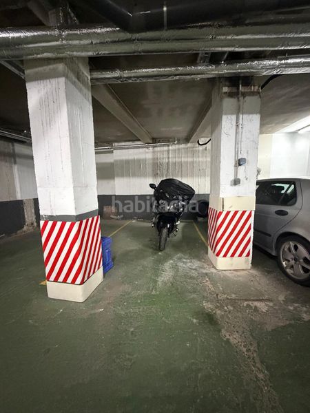 Foto d875c0f0-9946-4a1c-9521-da7b0d668cc3. Aparcament de moto a Centro Valladolid