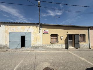 Country house  Calle manolete. Panaderos valladolid, casa en venta en poveda de las cintas.