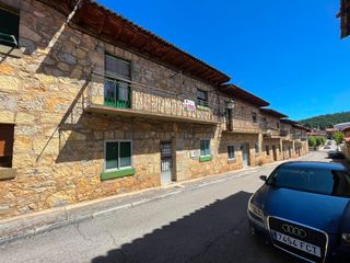 Mas  Calle ignacio pérez rupérez. Panaderos valladolid inmobiliaria, casa de piedra de dos plantas