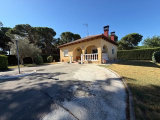 Country house  Pago de los carrizales. Panaderos valladolid inmobiliaria, chalet individual en traspine