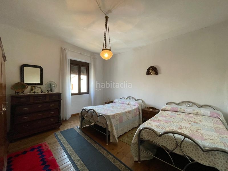 Foto f4994626-4e8c-4ee9-bd23-4d654952bcbc. Masia a Palenzuela