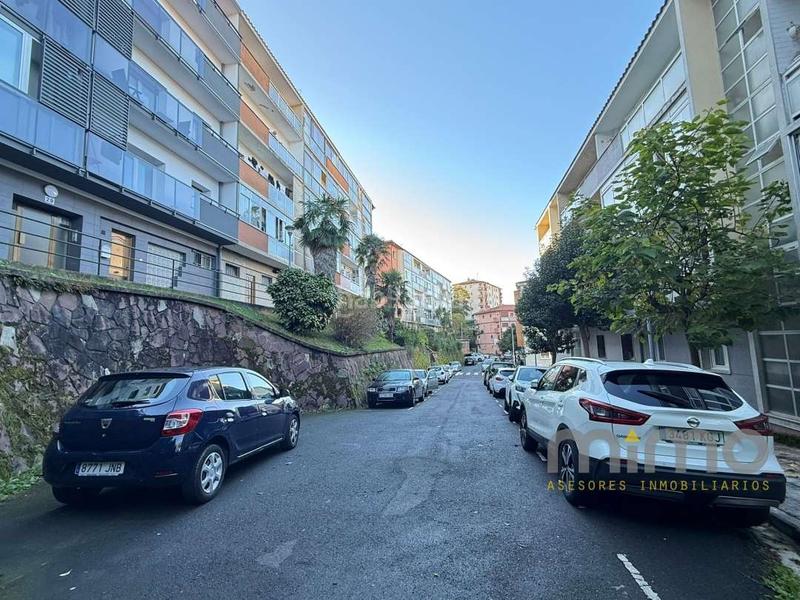 Foto 4b653bcf-c86f-4ee9-a693-e55915c6f7c2. Location local commercial dans gaztelu kalea 29 dans Donostia - San Sebastián