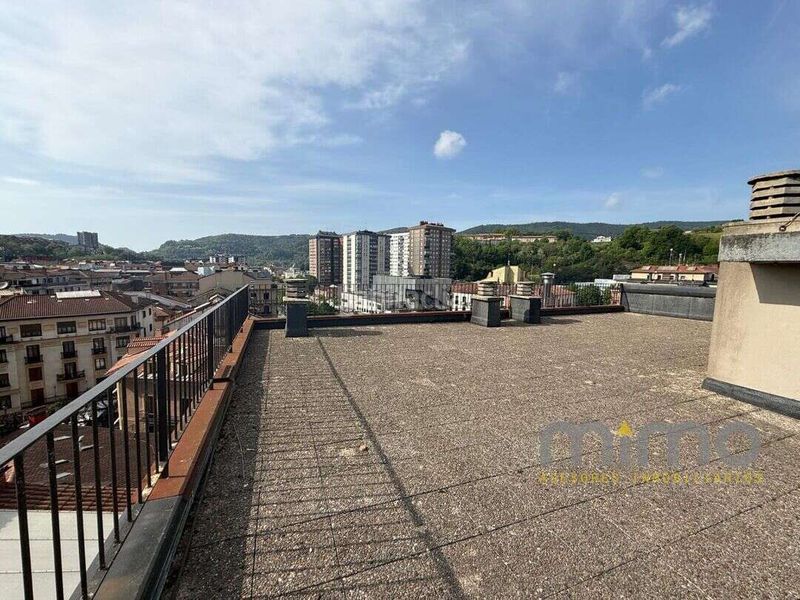 Foto e42f4a6f-9c00-456d-ba9b-588305a6b679. Pis a juan ignacio gamon zumardia aldapa 7 a Centro Errenteria