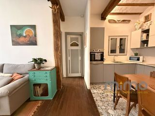 Pis a Mendeurren plaza 4. Vivienda con mucho encanto en pleno centro