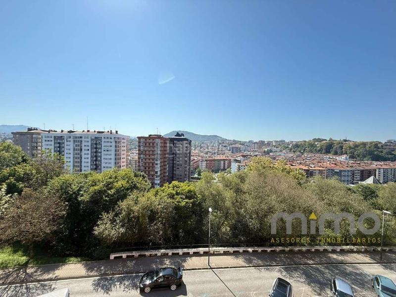 Foto f8cf77ad-f3d1-48db-a464-6b852f72e3d7. Pis a tomas garbizu kalea 11 a Lezo