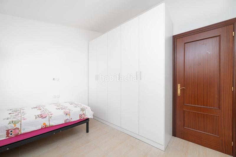 Foto fde59d7d-be1f-4229-884e-163ba2681629. Dúplex a carrer de sant feliu de codines 85b a Torre Baró Barcelona