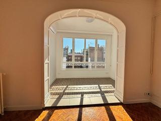 Location Attique à Carrer d'ausiàs marc 50. Elegante ático en alquiler en el triángulo de oro – eixample dre