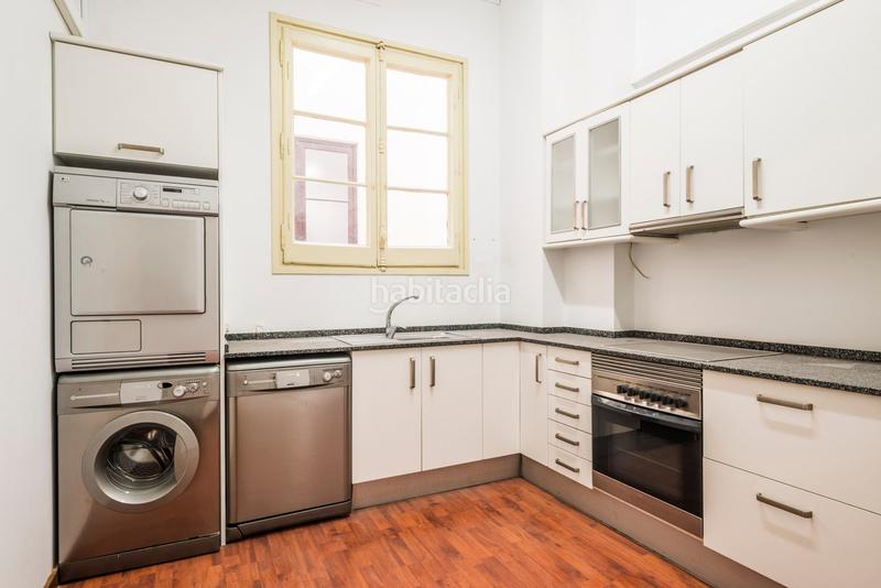 Foto 069e82f5-09ba-4f95-b173-f707e6fced7a. Pis a rambla de catalunya 15 a Dreta de l´Eixample Barcelona