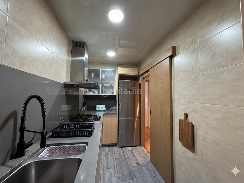 Foto b988815e-6878-48dd-a1e5-76693d4c6407. Flat with heating in Vila de Gràcia Barcelona