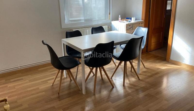 Foto 304e4958-3dd2-4455-8101-c4fa3e476bd5. Pis amb calefacció a Turó de la Peira Barcelona