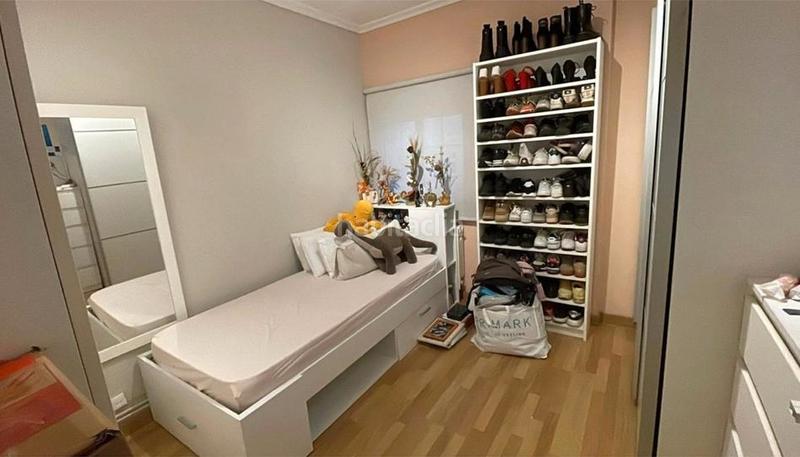 Foto 8554ec43-11b7-40b1-a5b1-d706cdc78073. Pis amb calefacció a Turó de la Peira Barcelona