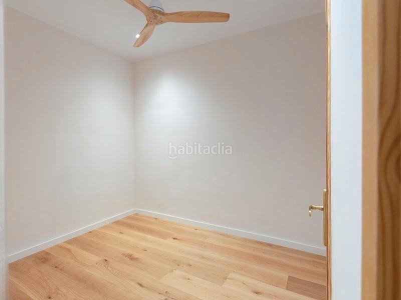 Foto 4665cf94-7b08-492c-b60a-07cfd7e8de7d. Pis amb calefacció a Vila de Gràcia Barcelona