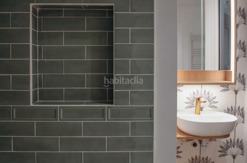 Foto 7a42e209-544e-4948-b0aa-263b4b48adfb. Pis amb calefacció a Vila de Gràcia Barcelona