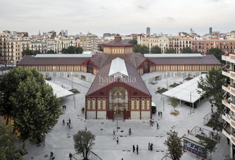 Foto 2ef07ea2-5195-495c-8146-f3c18096e2f9. Dachwohnung mit heizung in La Nova Esquerra de l´Eixample Barcelona