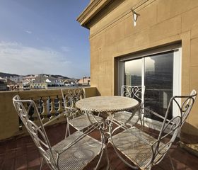 Penthouse in Carrer de Girona