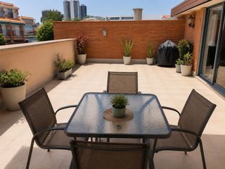 Ático  Carrer del marquès de sentmenat 58. Ático en venta con gran terraza y vistas despejadas en les corts