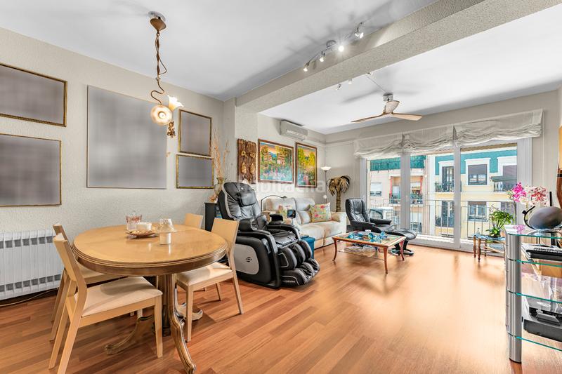 Foto 43c19e4b-05d0-4c20-b3fd-ca85f408a672. Etagenwohnung mit heizung in La Nova Esquerra de l´Eixample Barcelona