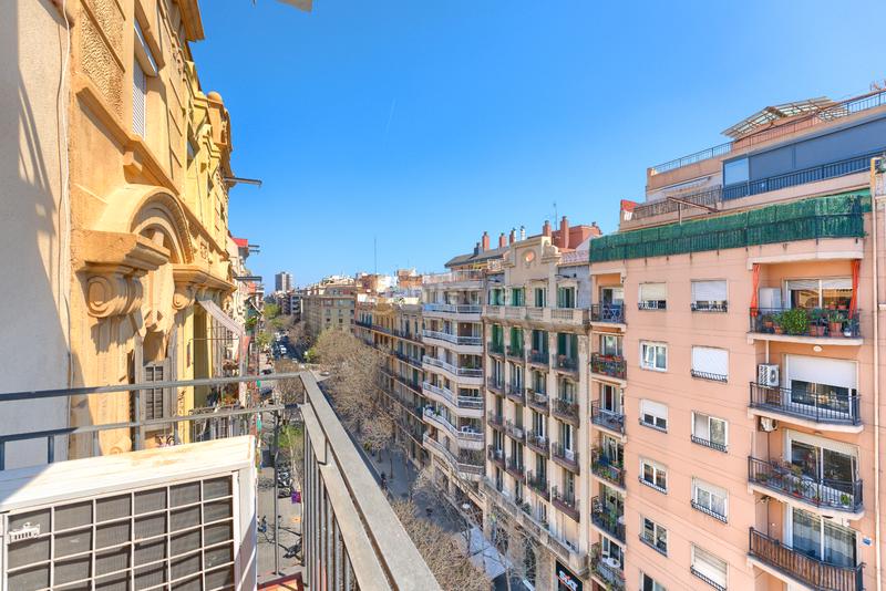 Foto 663b25bd-d16d-43e4-8966-431fb12ab5cf. Etagenwohnung mit heizung in La Nova Esquerra de l´Eixample Barcelona