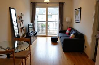 Appartement à Carrer de montserrat de casanovas 113. Piso en venta en la font d'en fargues, barcelona.