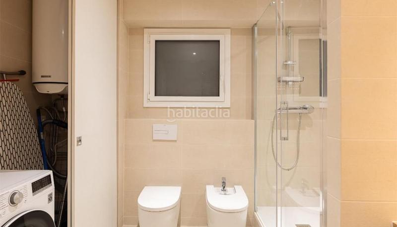 Foto b49932f9-9ce7-4b10-9a92-99da07580785. Piso  en venta en poble sec - parc de montjuïc en Barcelona