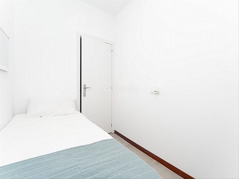 Foto 376590f6-712f-4623-8456-ecb0d1e98076. Lloguer àtic amb calefacció a L´Antiga Esquerra de l´Eixample Barcelona