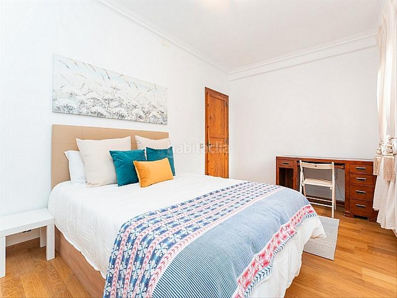 Foto 441ce82e-36ec-494e-9c23-2d5c4413aad4. Lloguer àtic amb calefacció a L´Antiga Esquerra de l´Eixample Barcelona