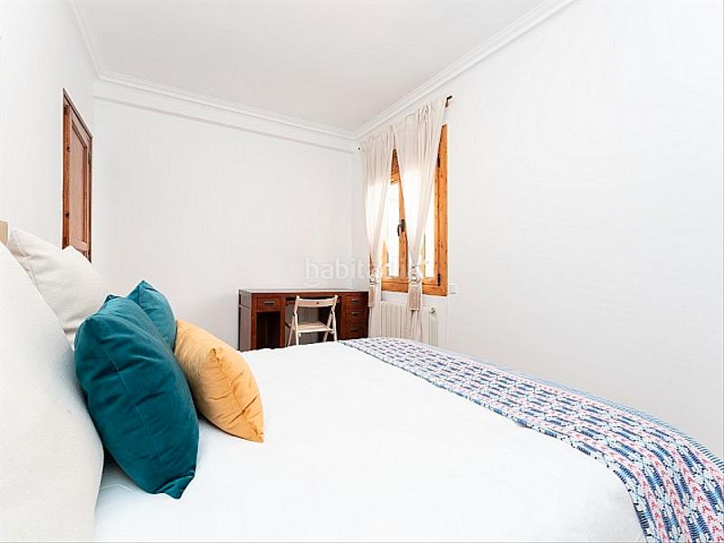 Foto 6349525c-8833-4c58-a9e6-cd7623b24ecb. Lloguer àtic amb calefacció a L´Antiga Esquerra de l´Eixample Barcelona