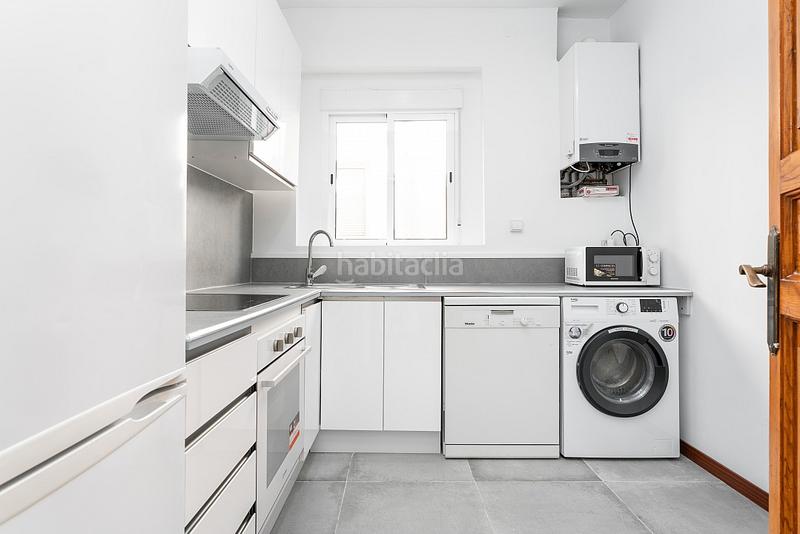 Foto 9fd38363-3a8f-437c-bb90-63de16fb0eda. Lloguer àtic amb calefacció a L´Antiga Esquerra de l´Eixample Barcelona