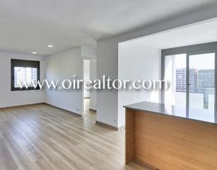 Piso  Carrer de josep pla. Oportunidad de inversin en sant mart  piso con potencial de r
