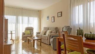 Appartamento in Avinguda del marquès de l'argentera 7. Piso en venta en pleno centro de barcelona esquinero todo exteri