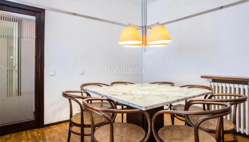 Foto e64a8cca-62fc-4e04-bb5f-fc07540771e1. Piso vibrante piso con encanto y terraza privada en gràcia, plaça de lesseps en Barcelona