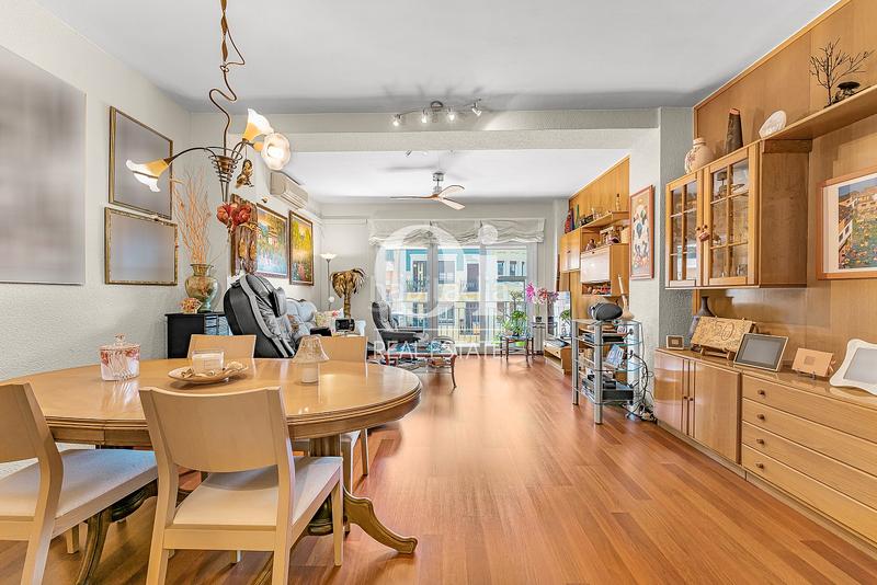 Foto e0e0e99d-b6f2-4246-9cec-ba5762c8f212. Appartamento con riscaldamento parcheggio in La Nova Esquerra de l´Eixample Barcelona