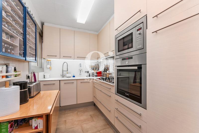 Foto e2a1f1f4-7d87-496c-a516-90c17d35f13d. Appartamento con riscaldamento parcheggio in La Nova Esquerra de l´Eixample Barcelona