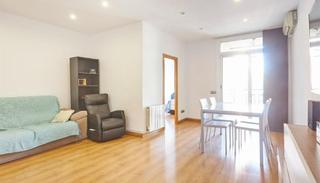 Piso en Carrer de còrsega 665. Piso en venta en sagrada familia barcelona