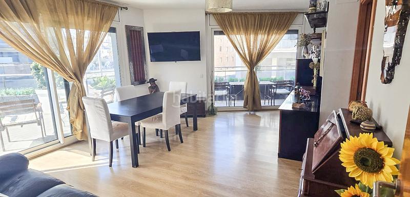 Foto 8a752a1d-e845-4c65-9ee6-3031718ab156. Piso en carrer d'eduard maristany 209 espectacular piso en Port, con terraza, piscina y parking en Badalona