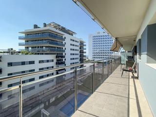 Appartement en Carrer d'eduard maristany 197. Piso en primera lnea de playa con vistas al mar  port de badal