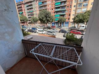 Pis  Avinguda d'amèrica 164. Piso en venta, luminoso y con balcón en avinguda d'amèrica-matar