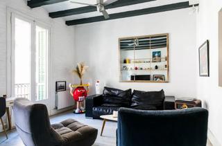 Appartamento in Carrer d'entença 20. Piso modernista en sant antoni: encanto y ubicación top